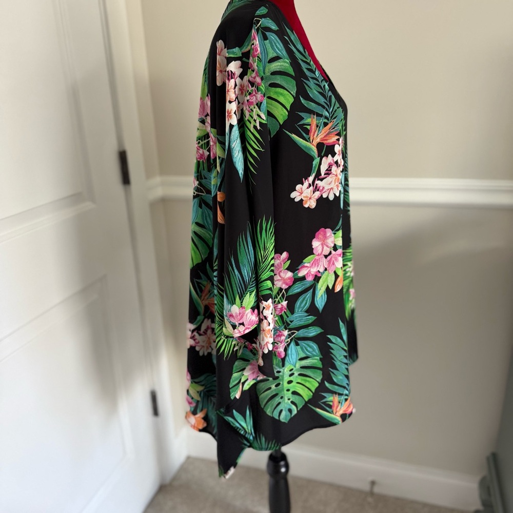 Belle by Kim Gravel Woven Aloha Poncho - Picture 8 of 13